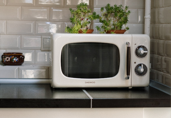 Microwave ovens and their uses